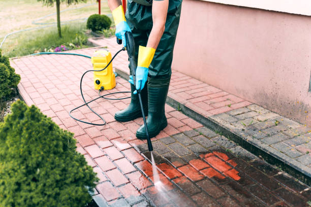 Best Concrete Pressure Washing  in Aurora, MN